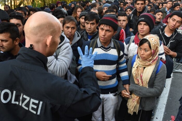 Біженці штурмують Німеччину: з якої країни прохачів притулку найбільше
