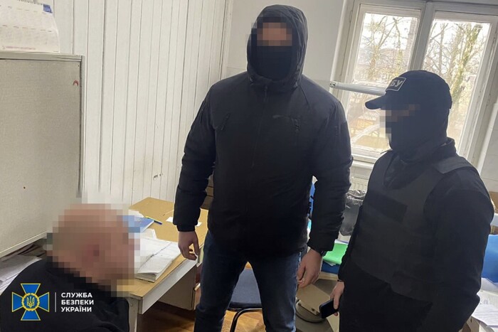 Ексрадник глави адміністрації Януковича переправляв за кордон ухилянтів