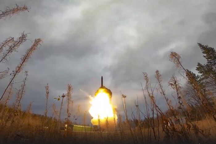 Россия продолжает обстреливать Украину ракетами КНДР – Белый дом