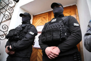 ДБР провело обшуки в Львівському військкоматі