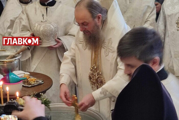 Московская церковь снова хозяйничает в Лавре (фото, видео)