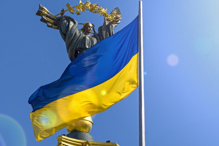 Сьогодні в Україні відзначається День затвердження Державного прапора
