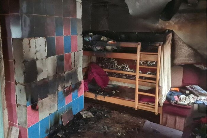 Загорілося ліжечко: на Житомирщині під час пожежі загинули дві маленькі сестрички 