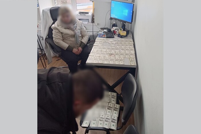 Поліція Одещини затримала лікарку, яка оформляла фальшиві довідки про інвалідність