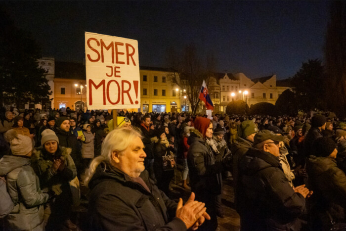 У Словаччині мешканці 32 міст вийшли на протест проти уряду Фіцо