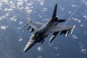 На черговому «Рамштайні» буде доповідь про винищувачі F-16 для України – посол при НАТО