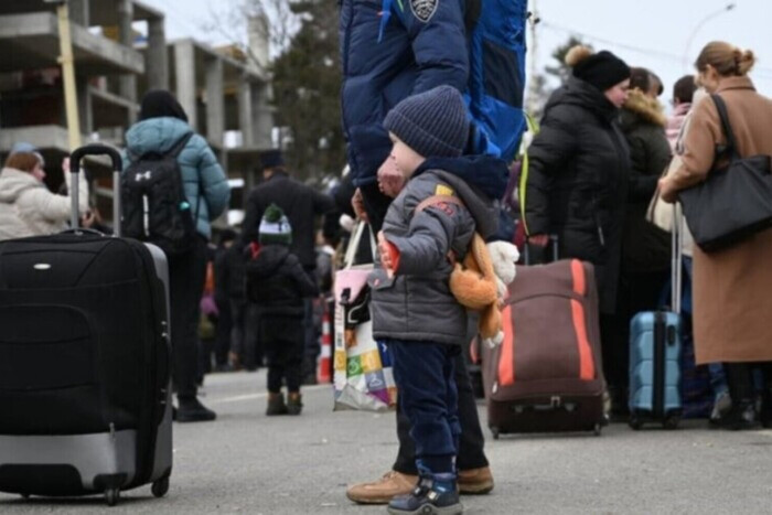 Центры для беженцев заполнены до отказа: одна из стран ЕС бьет тревогу