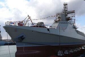 У Криму уражено російський корабель (відео)