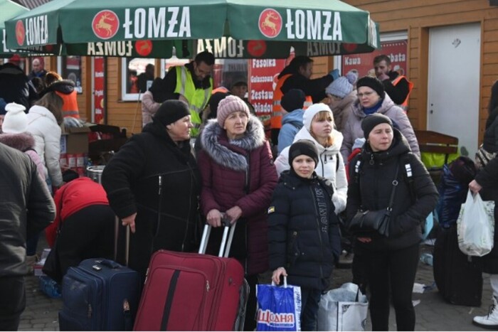 Грошова допомога для українських біженців: влада Швеції повідомила приємну новину