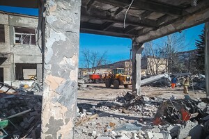 На Одещині дрони пошкодили газогін, у Херсоні територію аеропорту: ситуація в регіонах 
