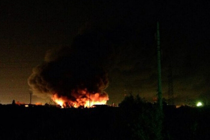 У Росії гучно: вибухи пролунали в Курську та Таганрозі