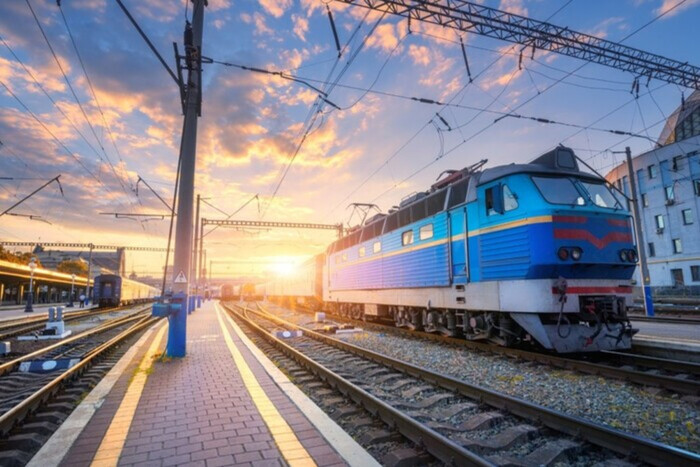 «Укрзалізниця» закрила рух для поїзда Київ – Кам'янець-Подільський: причина