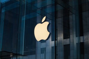 Уряд США подав до суду на Apple