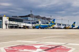 Латвійська авіакомпанія домовляється з аеропортом «Бориспіль» про відновлення польотів