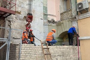 Перевірка реставрації Братського монастиря: на Києво-Могилянську академію накладено штраф