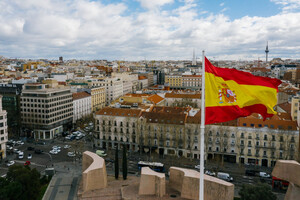 Поляки скупают квартиры в Испании, чтобы было куда бежать в случае войны