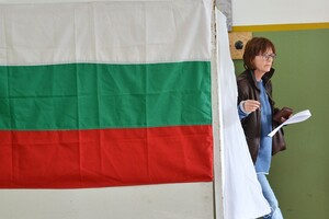 Болгарія вкотре йде на дострокові парламентські вибори