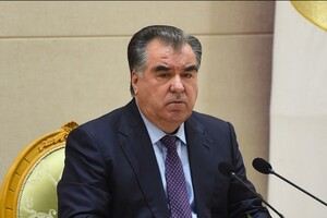 Таджицький опозиціонер розказав про конфуз, в який утрапив президент Рахмон перед канцлером Шольцом