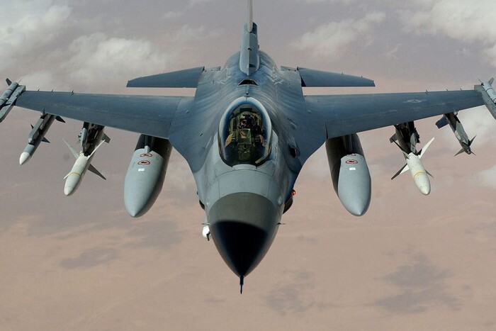 Буде несподіванка для ворога: Повітряні сили прокоментували, коли з’являться F-16 в Україні
