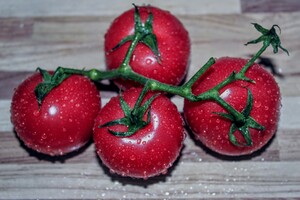 Зараз середня ціна на тепличні томати в Україні на 50% вища, ніж за аналогічний період минулого року
