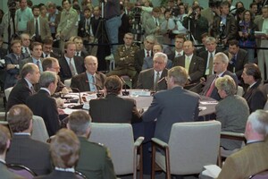 «Мирний план» чи гібридна війна? Як обробляють українців