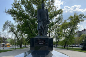 На Одещині влада демонтує пам’ятник російському генералу