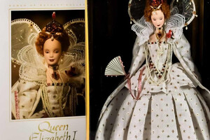 У Британії на аукціоні продали рідкісну колекцію ляльок Барбі