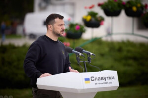 Глава держави подякував мешканцям Славутича, які проявили себе навесні 22-го року та допомогли Україні протистояти російським загарбникам