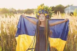 Які три найголовніші свята для українців: результати опитування