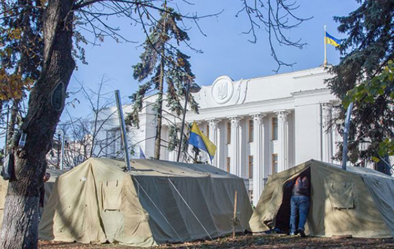 Так называемый «МихоМайдан» – палаточный городок возле Верховной Рады в начале зимы 2017 года. Установленный в поддержку Михаила Саакашвили