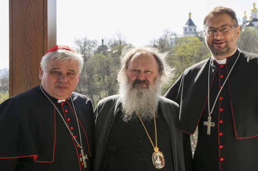 Посланники Ватикана посетили митрополита УПЦ МП Павла, при этом проигнорировав другие украинские церкви