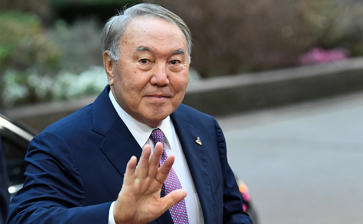 Назарбаєв очолював Казахстан 30 років. У 2007 році парламент надав йому право як першому президенту балотуватися на посаду необмежену кількість разів. Востаннє його переобрали у 2015 році – тоді Назарбаєв набрав 97,75% голосів виборців (фото: reuters)