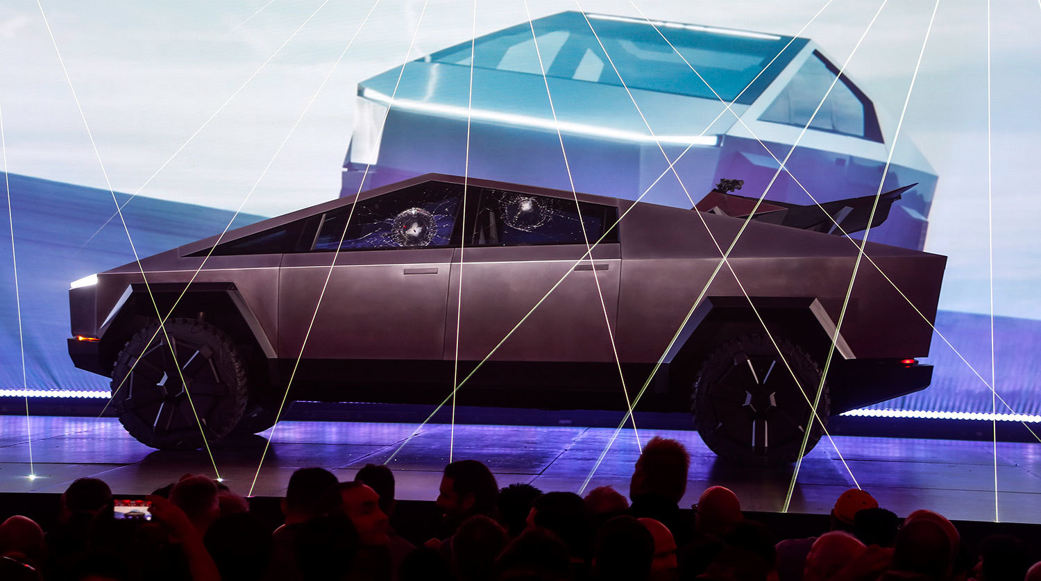 Новий пікап Tesla Cybertruck з дивакуватим дизайном (фото: Ringo H.W. Chiu/AP)