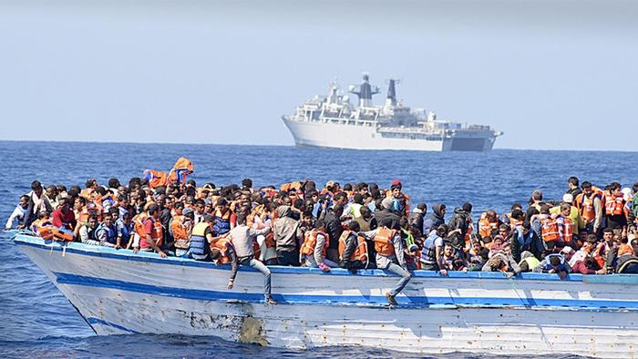 Країни Середземномор'я мають підготуватися до того, що тільки цього року туди може прибути понад 150 тис. мігрантів. І це поміркований прогнозфото: dw